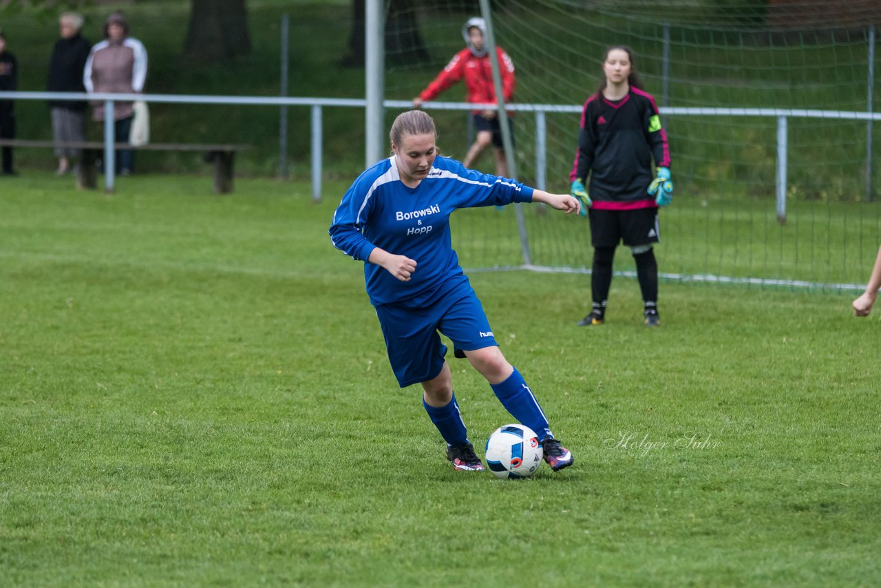 Bild 196 - wCJ SV Steinhorst/Labenz - VfL Oldesloe : Ergebnis: 18:0